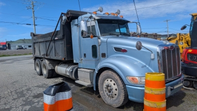 Camion Benne