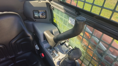 Chargeur sur chenille