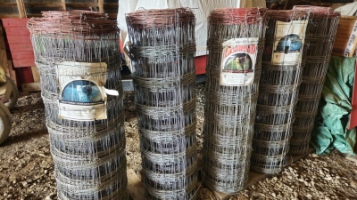 Rouleaux de broche à clô^ture