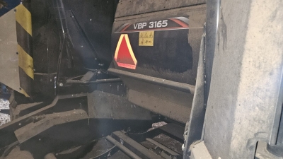 Presse à balles ronde/ENROBEUSE