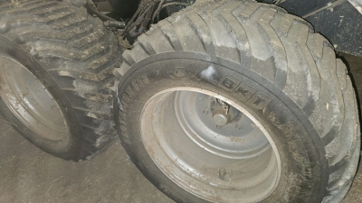 Presse à balles ronde/ENROBEUSE