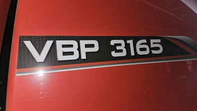 Presse à balles ronde/ENROBEUSE